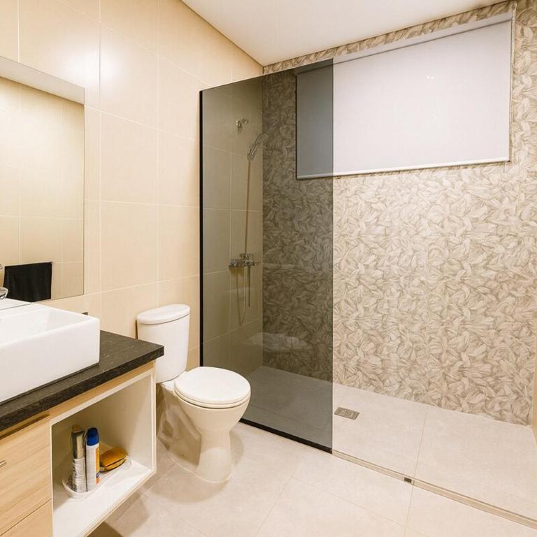 Corporate hub, close to shopping - Two-Bedroom Apartment - 3