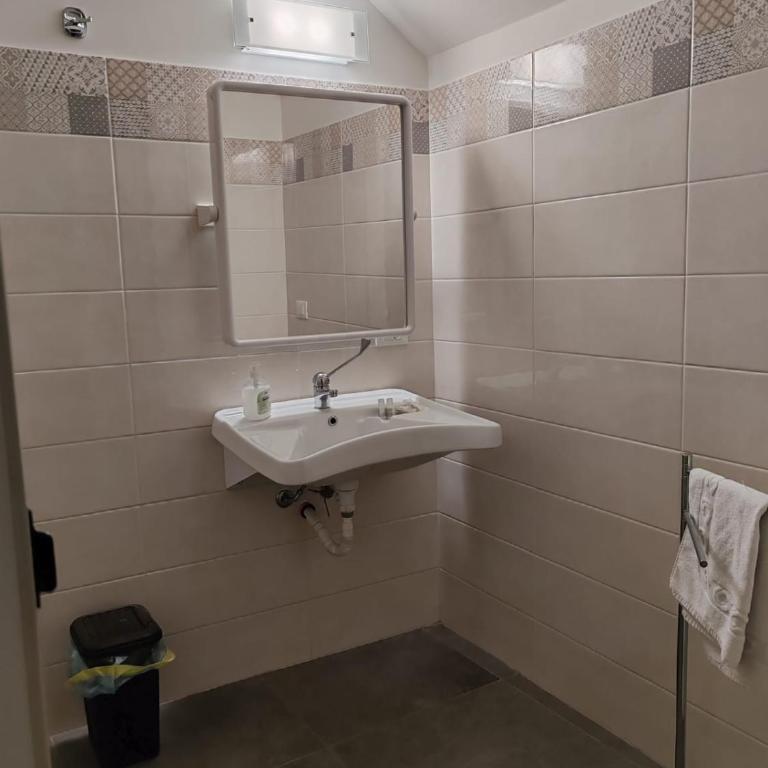 A fera vecchia by Casa Azzurra Apartments - Appartamento con 2 Camere da Letto - 10