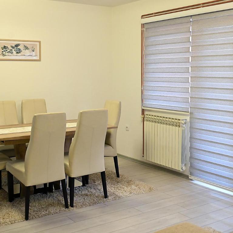 Divas - Two-Bedroom Standard Apartment - 4