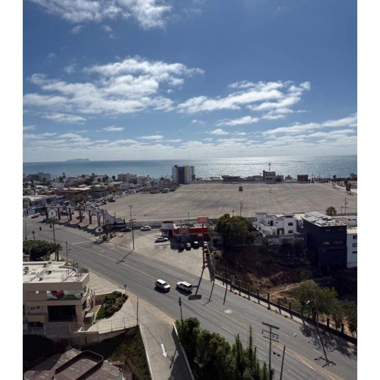 Modern 2BR Ocean View Pool & Kids Area CheckIn 2PM - Two-Bedroom Apartment - 8