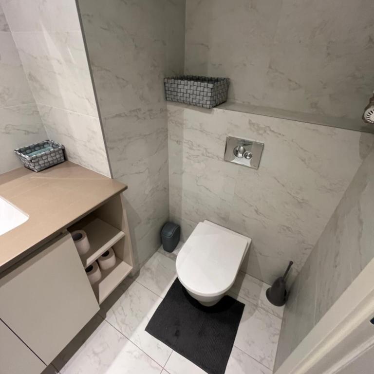 BW Loft Apartments FREE GARAGE Fast Wi-Fi - One-Bedroom Apartment - 12