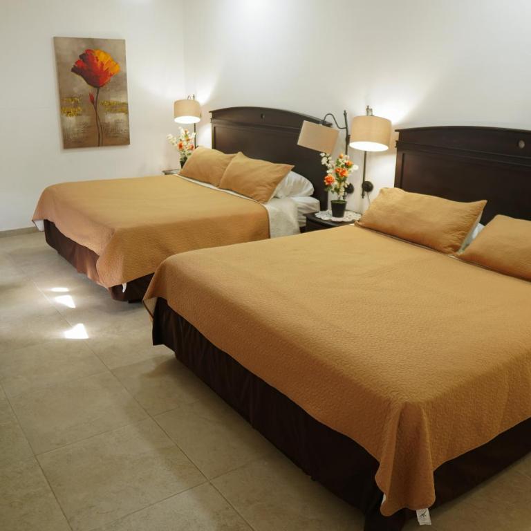 Campestre La Fuente - King Room with Two King Beds - 1