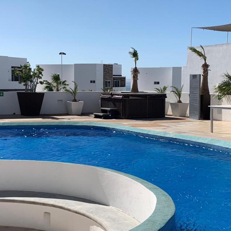 Sky & Peace - One-Bedroom Apartment - 7