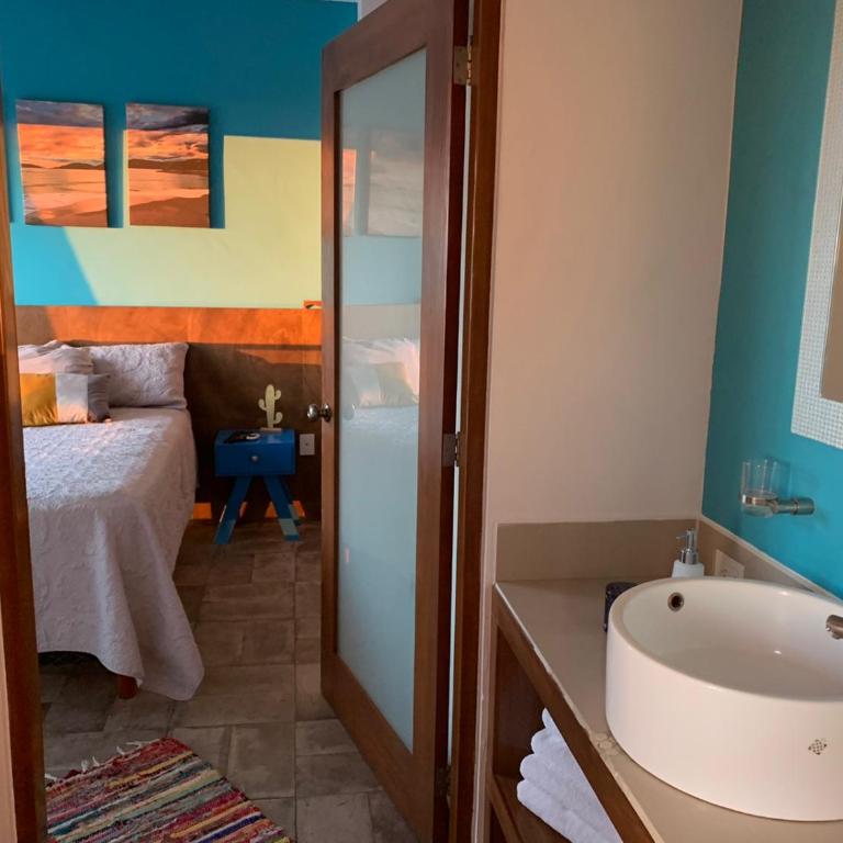 Sky & Peace - One-Bedroom Apartment - 16