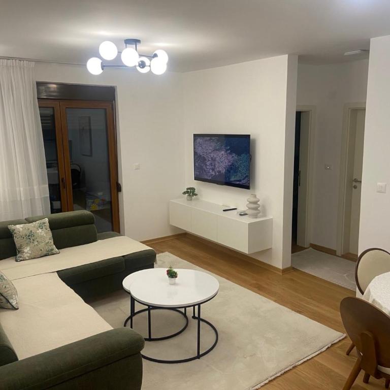 Maya 2 apartman sa dve spavace sobe - Apartman sa 2 Spavaće Sobe - 1