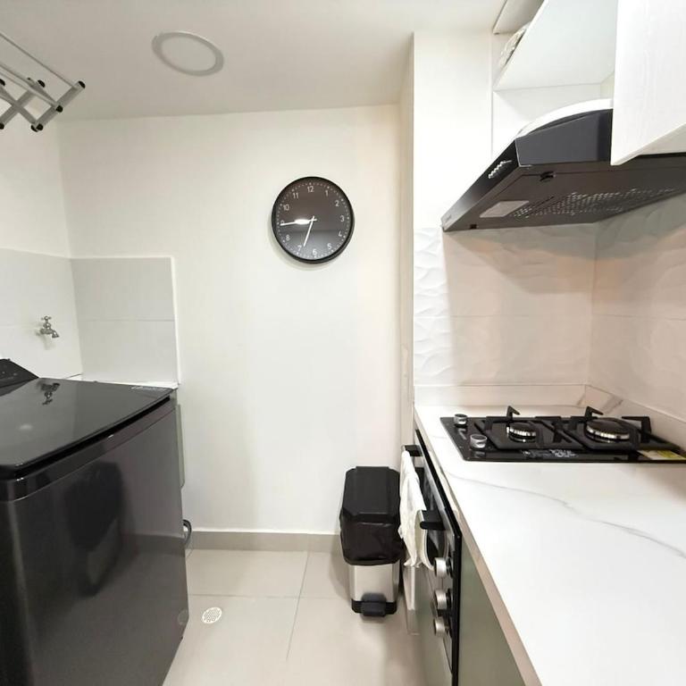 Beautiful Apartment in Cartagena - Three-Bedroom Apartment - 9
