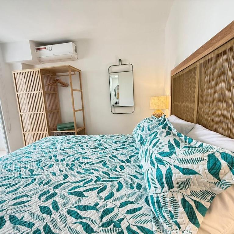 Beautiful Apartment in Cartagena - Three-Bedroom Apartment - 10
