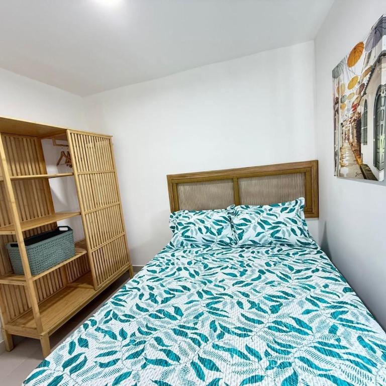 Beautiful Apartment in Cartagena - Three-Bedroom Apartment - 12