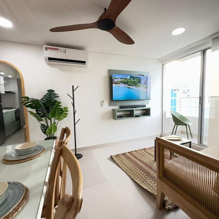 Beautiful Apartment in Cartagena - Three-Bedroom Apartment - 29