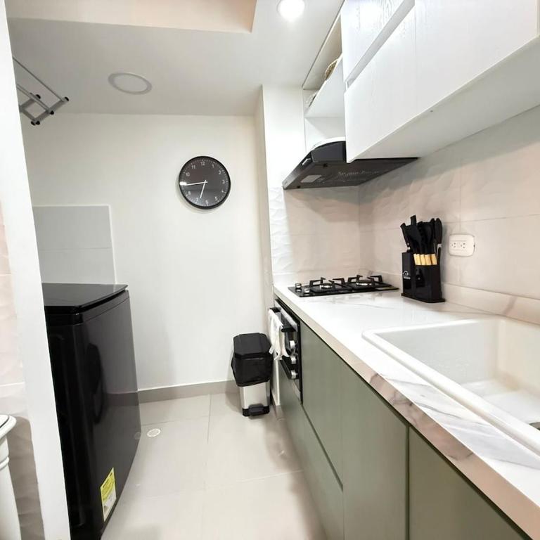 Beautiful Apartment in Cartagena - Three-Bedroom Apartment - 33
