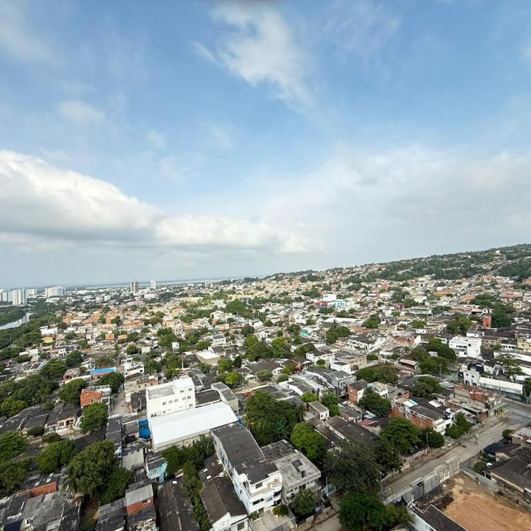 Beautiful Apartment in Cartagena - Three-Bedroom Apartment - 35