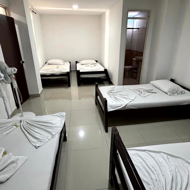 Hotel Imperio - Habitación Familiar - 1