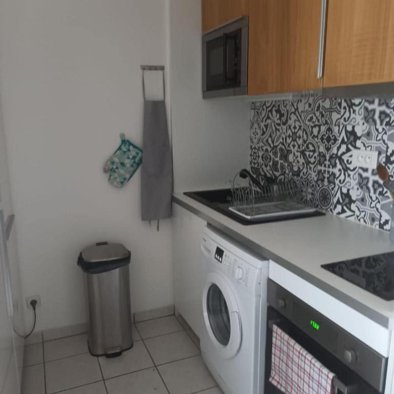 Appartement chaleureux Netflix Parking privé - Apartment mit 1 Schlafzimmer - 16