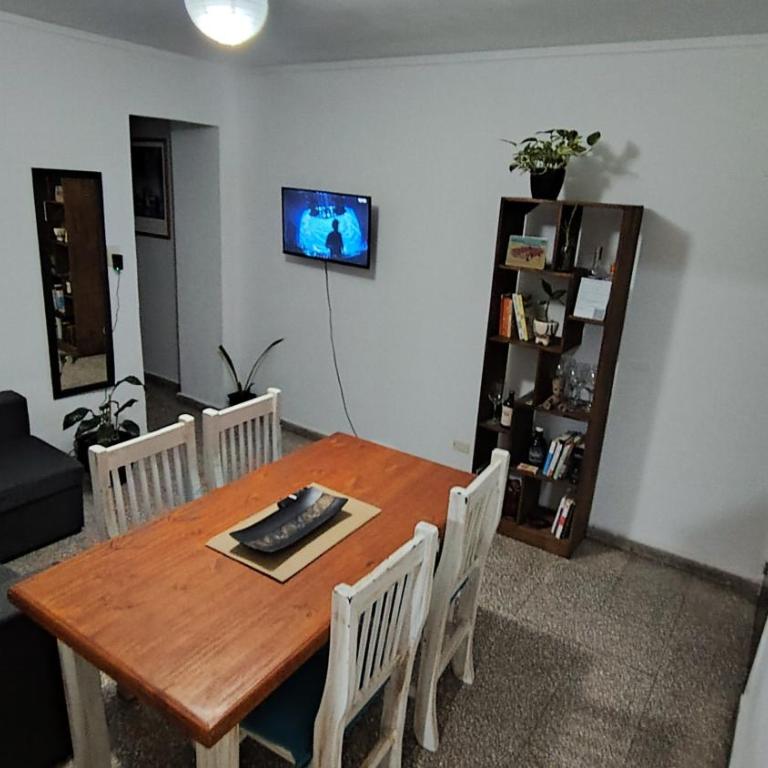 Confortable departamento a metros de la peatonal - One-Bedroom Apartment - 16