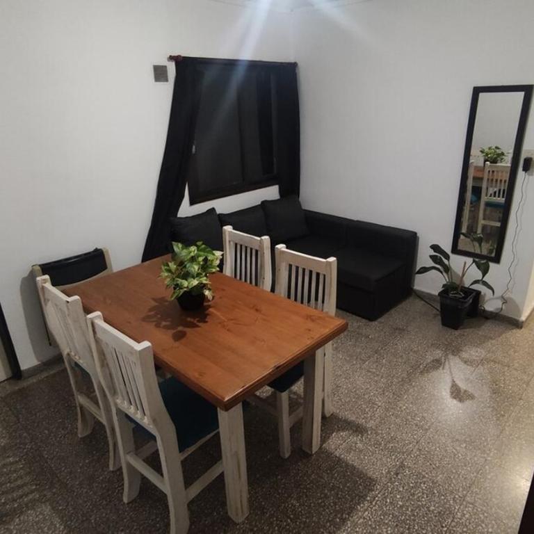 Confortable departamento a metros de la peatonal - One-Bedroom Apartment - 19