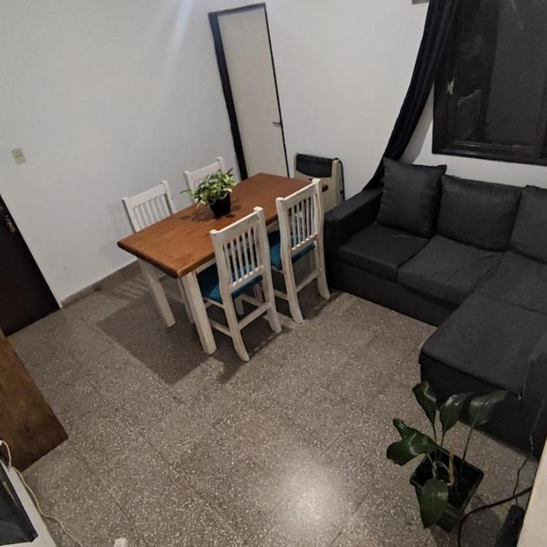 Confortable departamento a metros de la peatonal - One-Bedroom Apartment - 25