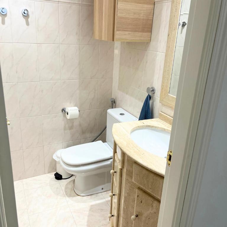 Palmeras House, Beach 10min walk - Casa Vacacional de 3 dormitorios - 21