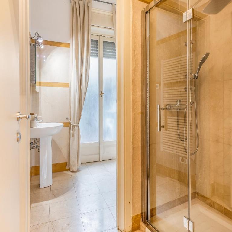 4 Pax Luxury Milano Duomo San Babila - Appartamento con 2 Camere da Letto - 5