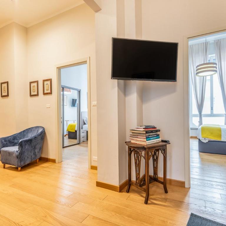 4 Pax Luxury Milano Duomo San Babila - Appartamento con 2 Camere da Letto - 20