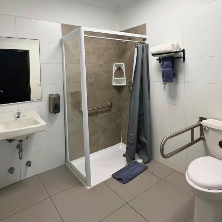 The Hostel Santiago - Habitación Doble con baño privado - 2 camas - 2