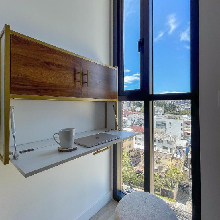 Stunning high-rise apartment with panoramic view, Jacuzzi, gym, Near Carolina Park, Atahualpa Stadium, Quicentro Shopping - Two-Bedroom Apartment - 21