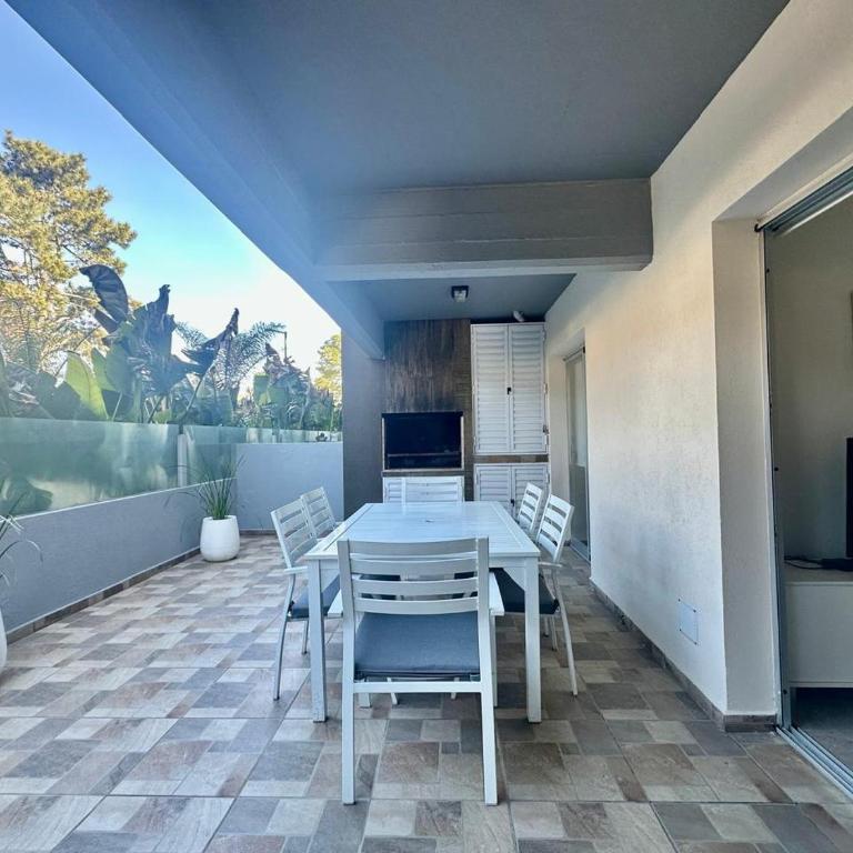 Departamento 2 ambientes Complejo Amarras Pinamar con pileta y servicios - Apartamento de 1 dormitorio - 24