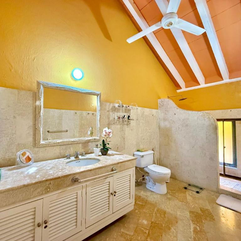 by Calamari Homes - El Porvenir 402 walled city - Apartment - 30