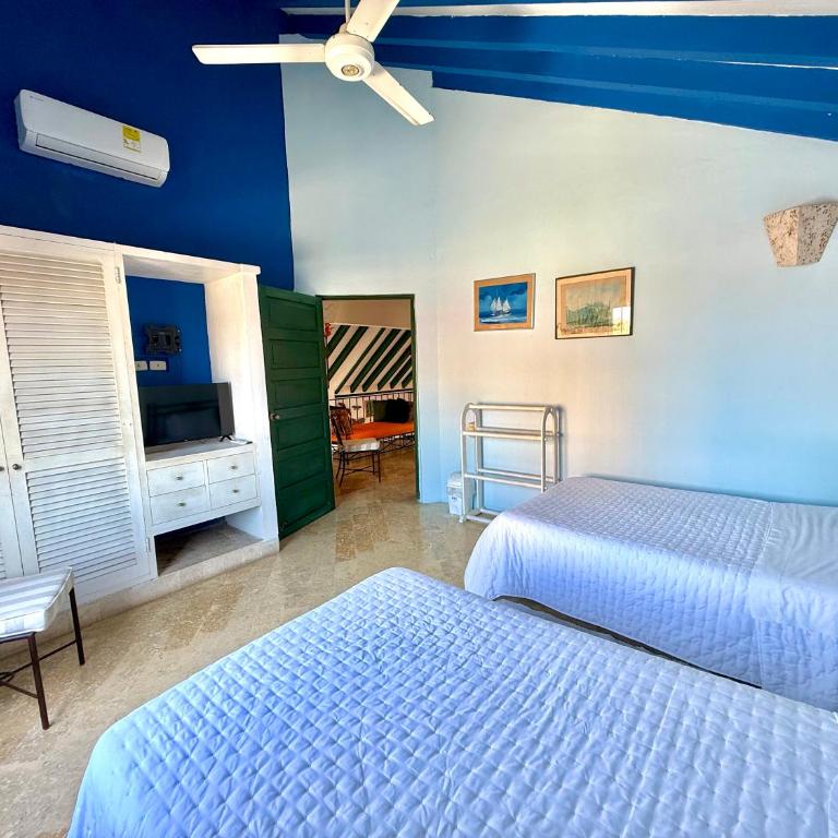 by Calamari Homes - El Porvenir 402 walled city - Apartment - 33