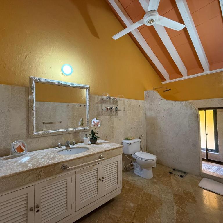 by Calamari Homes - El Porvenir 402 walled city - Apartment - 56