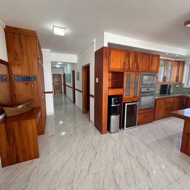 Penthouse in Bahia de Caráquez - Three-Bedroom Apartment - 15