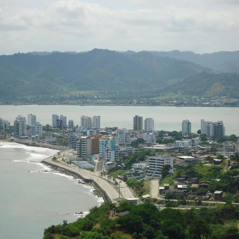 Penthouse in Bahia de Caráquez - Three-Bedroom Apartment - 9