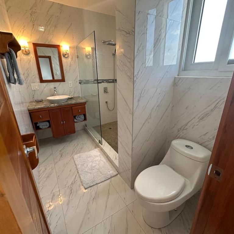 Penthouse in Bahia de Caráquez - Three-Bedroom Apartment - 20