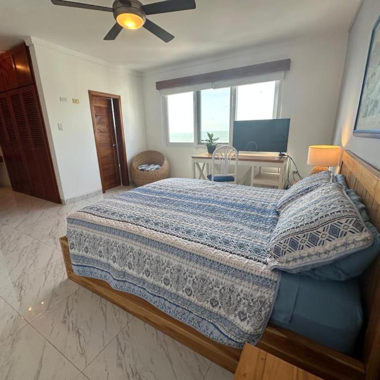 Penthouse in Bahia de Caráquez - Three-Bedroom Apartment - 19
