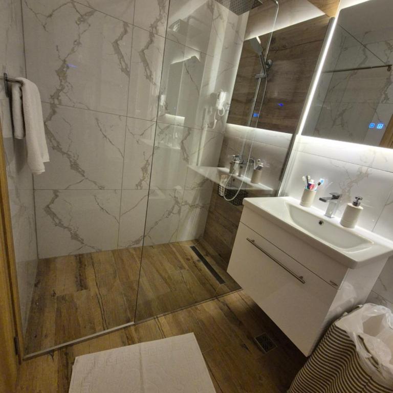 APARTMAN 21 Zlatibor porodični smeštaj na Zlatiboru - One-Bedroom Apartment - 18