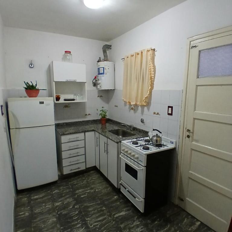 Alquileres Irma - Two-Bedroom Apartment - 10