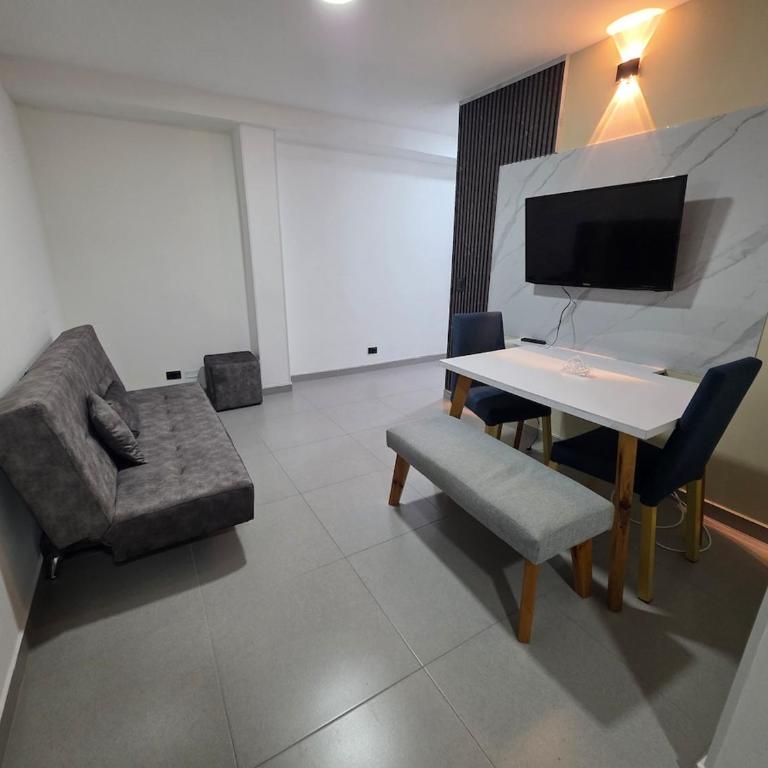 Elegant apartment Laureles Estadio 502 - Two-Bedroom Apartment - 1