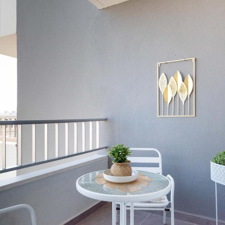Apartamento de Diseño con Piscina cerca del Mar - Apartamento de 2 dormitorios con terraza y vistas al mar - 4