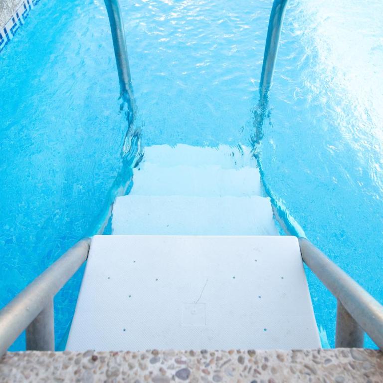 Apartamento de Diseño con Piscina cerca del Mar - Apartamento de 2 dormitorios con terraza y vistas al mar - 65
