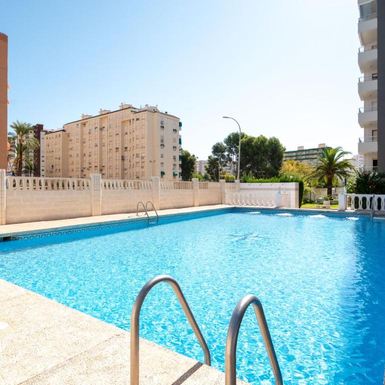 Apartamento de Diseño con Piscina cerca del Mar - Apartamento de 2 dormitorios con terraza y vistas al mar - 70