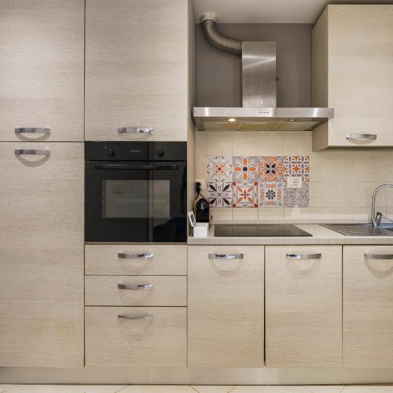 Modern Minimalist Loft with Terrace and Parking - Casa con 1 Camera da Letto - 19