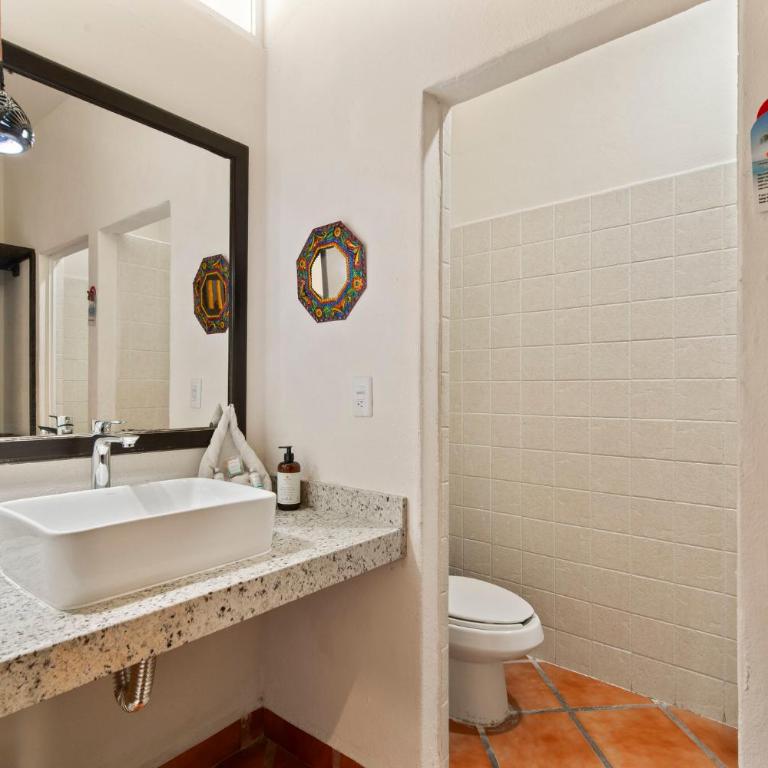 Hotel Riviera Del Sol - Queen Suite - 6