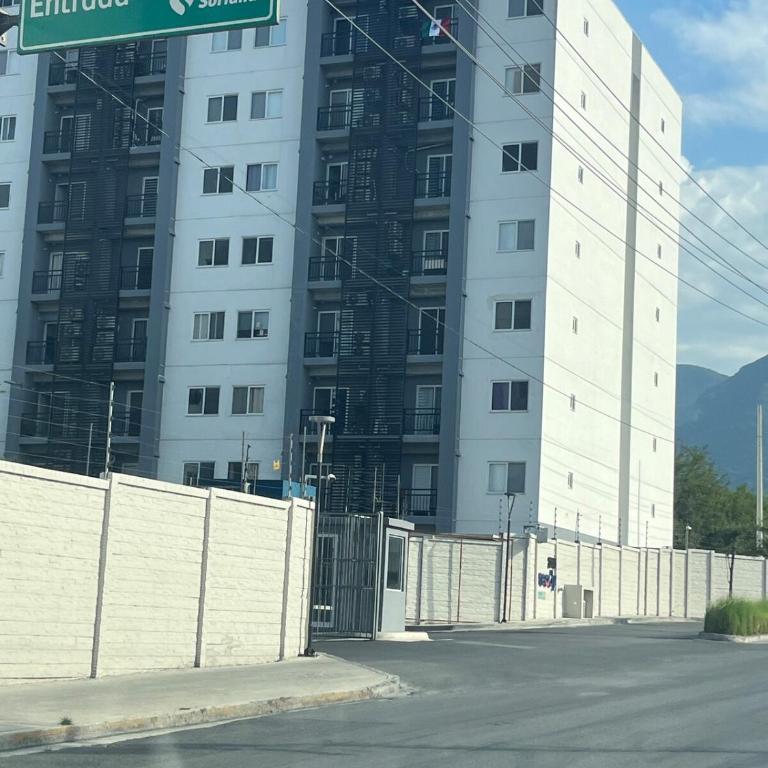 New furnished apartment near BBVA Stadium - Three-Bedroom Apartment - 48