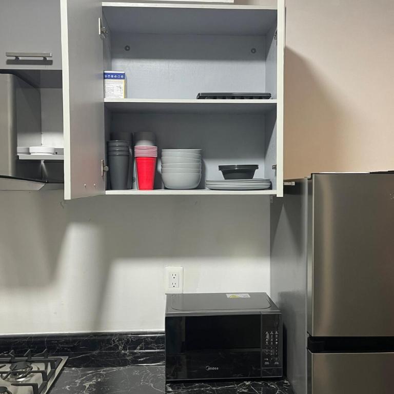 New furnished apartment near BBVA Stadium - Three-Bedroom Apartment - 28