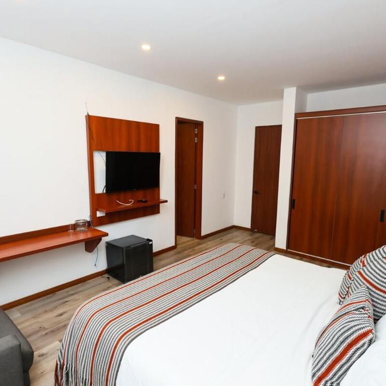 Executive King Suite with Balcony - Casa Pardo 3-3 - Apartamento de 1 dormitorio - 3