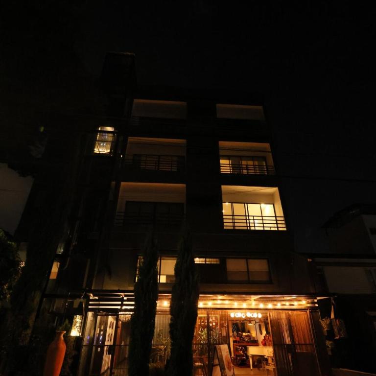 Executive King Suite with Balcony - Casa Pardo 3-3 - Apartamento de 1 dormitorio - 12