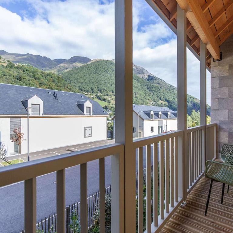 Appartement Haut de Gamme 3 Chambres avec Terrasse et Jardin - FR-1-401-317 - Apartment - 6