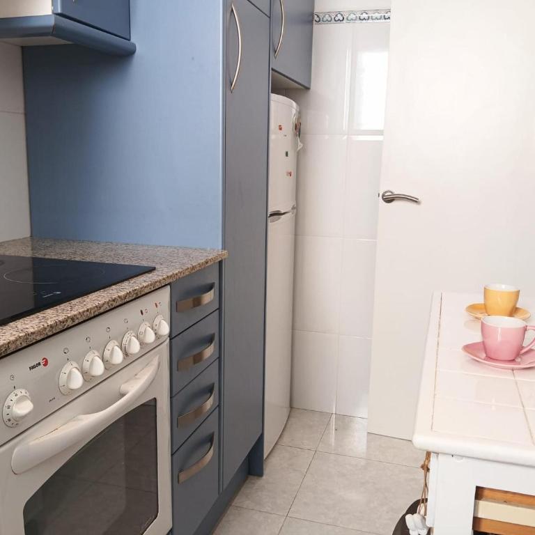Apartamento Luminoso Cerca de la Playa en Platja d'Aro con Parking Incluido - ES-209-96 - Apartamento - 8