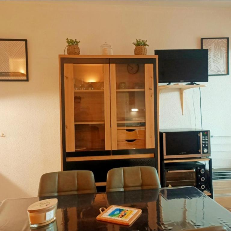 Canet-en-Roussillon: Charmant T2 avec Clim et Parking, Plage à Proximité! - FR-1-794-163 - Appartement - 3