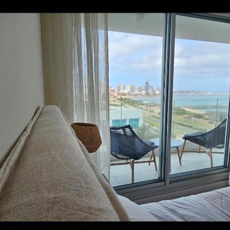 Limpieza diaria incluida - One-Bedroom Apartment with Balcony and Sea View - 5