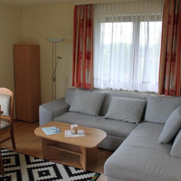 Appartementhaus Karawankenpromenade - Apartment mit Balkon - 3